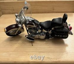 Franklin Mint 110 Harley-Davidson Heritage Softail Classic Die-Cast Model