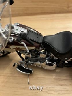 Franklin Mint 110 Harley-Davidson Heritage Softail Classic Die-Cast Model