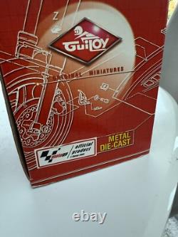 Guiloy 110 Honda NSR 500 Diecast model Motorcycle- L Capirossi Race Bike