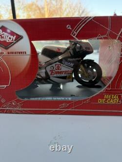 Guiloy 110 Honda NSR 500 Diecast model Motorcycle- L Capirossi Race Bike
