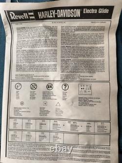 Revell 1/12 scale Harley-Davidson model motorcycle 07951 ELECTRA GLIDE PRISTINE