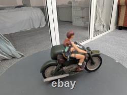 SLIGHT DAMAGE Lara Croft MOTORCYCLE SIDECAR Atlas Editions Scene MOTORBIKE