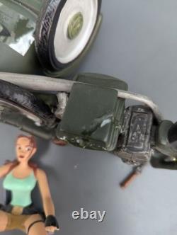 SLIGHT DAMAGE Lara Croft MOTORCYCLE SIDECAR Atlas Editions Scene MOTORBIKE