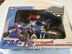 Thunder Tiger FM1e Yamaha R1 RC Motorcycle (no Stand)