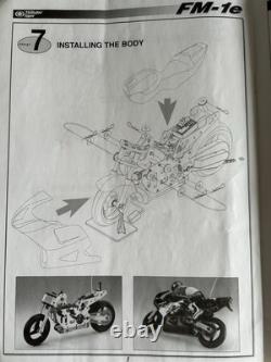 Thunder Tiger FM1e Yamaha R1 RC Motorcycle (no Stand)