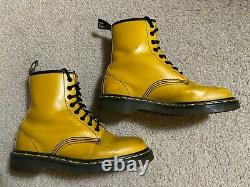 Vintage Doc DR MARTENS (US size 7, Uk 5) (MADE IN ENGLAND) Yellow boots Women's