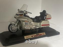 1/10 Honda Goldwing Légendes de la Route en Boîte
