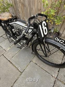 1913 Brooklands Rep Rudge 500cc Machine de moto vintage pionnière