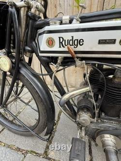 1913 Brooklands Rep Rudge 500cc Machine de moto vintage pionnière