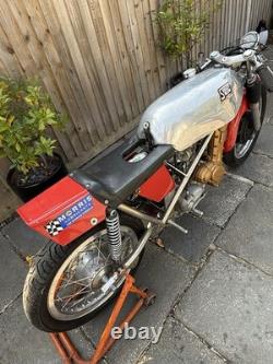 1970 Ex Derek Woodman Seeley Matchless 500 Moto de Course, Moto Classique