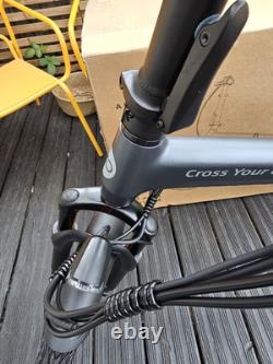 Ado Air 20s Version Internationale 250w Suspension Avant/ Garde-Boue Utilisé Une Fois 25mph