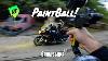 Bataille De Vélos à Petit Budget à Bratislava : Paintball En Moto
