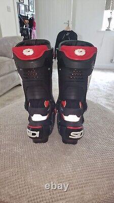 Bottes de moto en cuir Sidi Rex réduites Taille 7UK/Euro41. Noir, rouge et blanc.