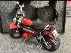 Collection de modèles réduits en métal Motozodiaco Tuareg à l'échelle 1/12 de motos d'élite