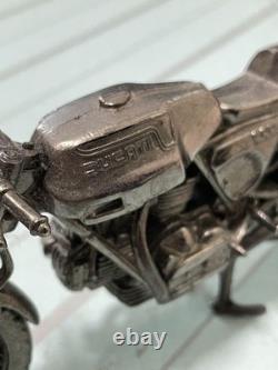 Ducati Moto Vintage Modèle Métallique Échelle 1/12 Modèle en Métal Coulé Collectible Fait Main