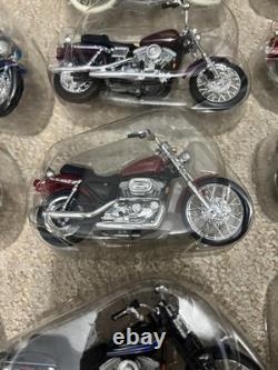 Maisto 1 18 Moto Harley Davidson Modèle Lot (19 Motos)