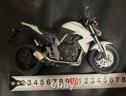 Miniature de moto Honda CB1000R 1/12 en métal coulé Honda HRC complète