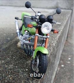 Modèle de moteur 6 cylindres style Cbx1000- 1/12 Cb750F construction personnalisée moto à échelle
