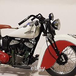 Modèle de moto diecast classique américaine Indian Sport Scout de 1940 à l'échelle 1/12