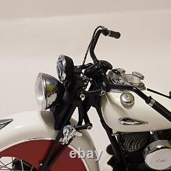 Modèle de moto diecast classique américaine Indian Sport Scout de 1940 à l'échelle 1/12