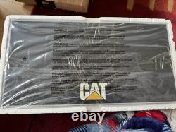 Modèle de moto en métal à l'échelle 1:110 Caterpillar en édition limitée - Une balade difficile