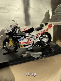 Modèle réduit de moto Guiloy 110 Honda NSR 500 - Moto de course L Capirossi