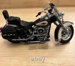 Modèle réduit en métal de collection Franklin Mint 110 Harley-Davidson Heritage Softail Classic
