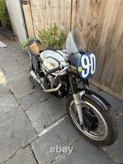 Moto de course classique 1958 Ex Derek Minter Norton Manx 350 cc