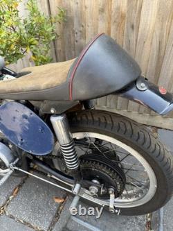 Moto de course classique 1958 Ex Derek Minter Norton Manx 350 cc