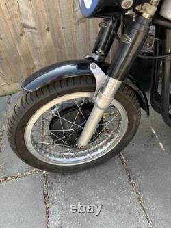 Moto de course classique 1958 Ex Derek Minter Norton Manx 350 cc