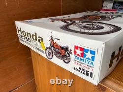 Tamiya BS0601 Modèle réduit de moto vintage à grande échelle Honda CB750 Four, échelle 1/6