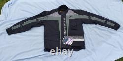 Veste de motard Sweep Racing pour moto taille 42 moyenne, neuve avec étiquettes, coût 212 £ neuve