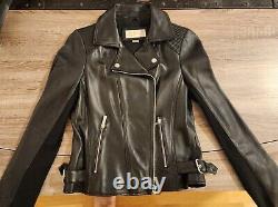 Veste en cuir pour femmes Michael Kors. Taille Moyenne.